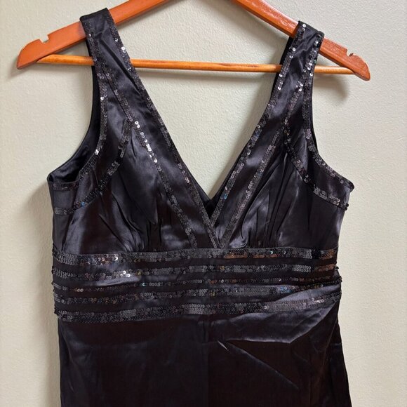 Bebe Womens Silk Y2K Top Size L Babydoll Whimsigoth Black Sequin Sleeveless - Picture 2 of 11